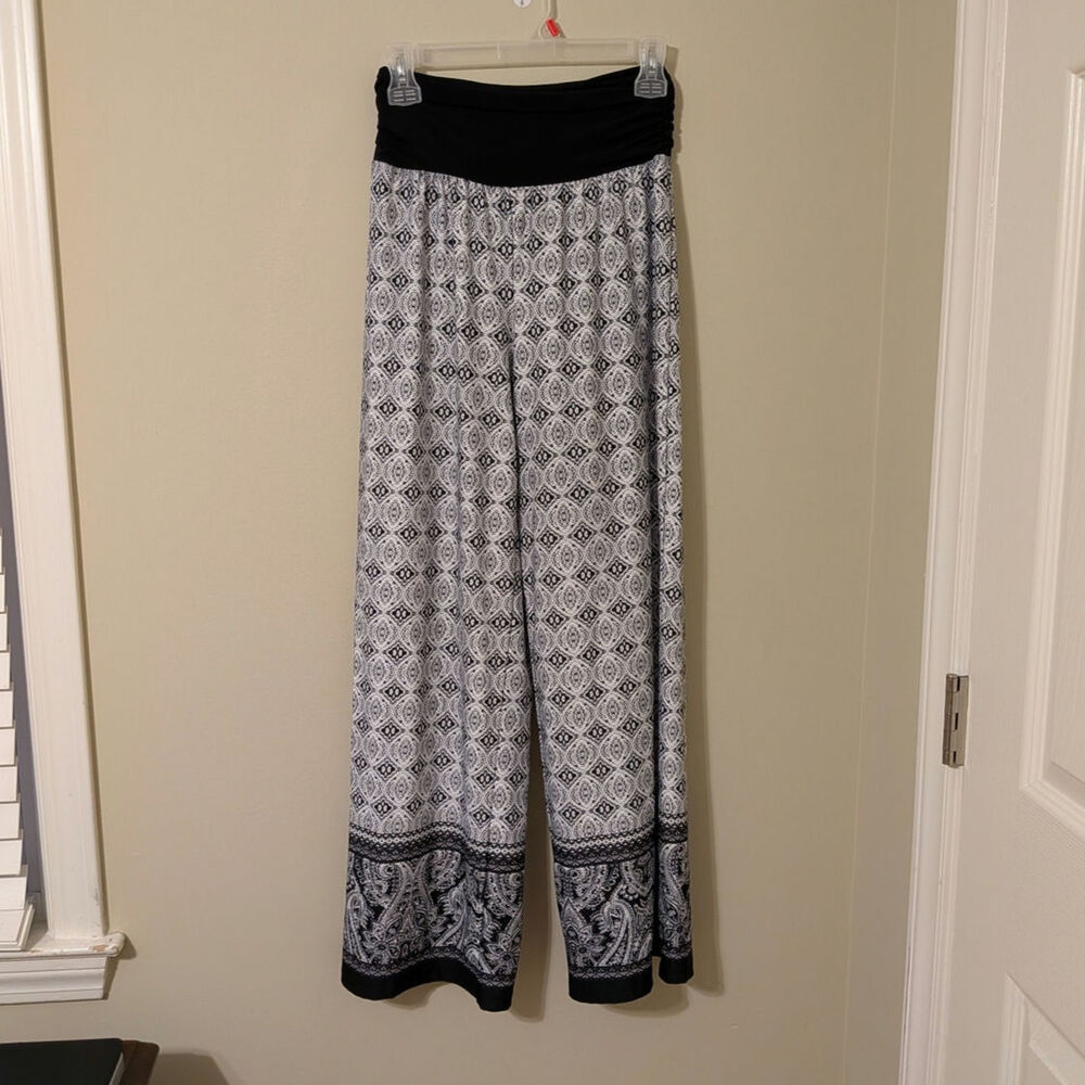 Apt. 9 Pants With Kaleidoscope And Paisley Pattern